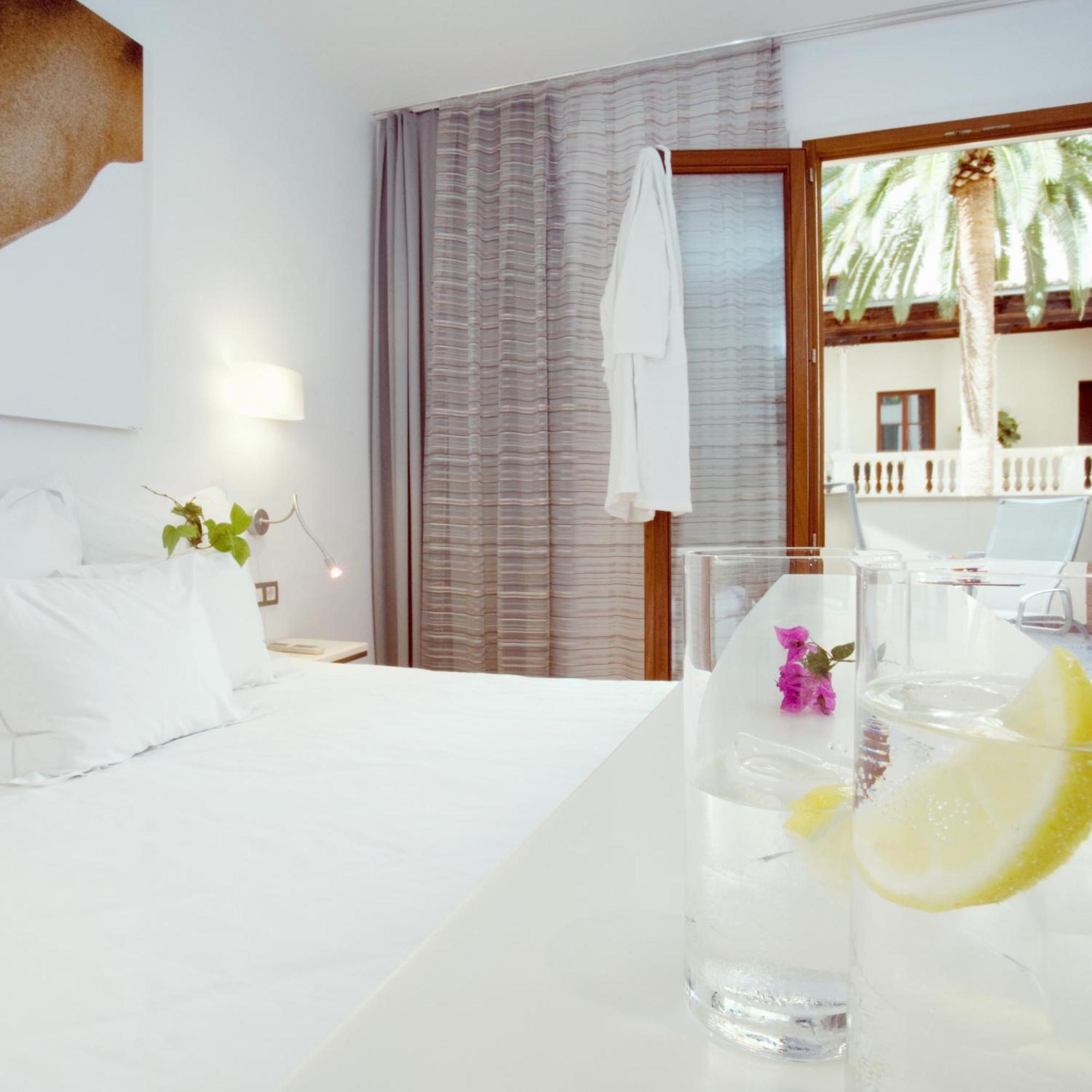 פלמה דה מיורקה Petit Palace Hotel Tres מראה חיצוני תמונה